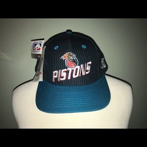 New Detroit Pistons Logo Athletic hat